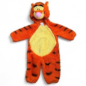 Disney store winnie the pooh tiger costume